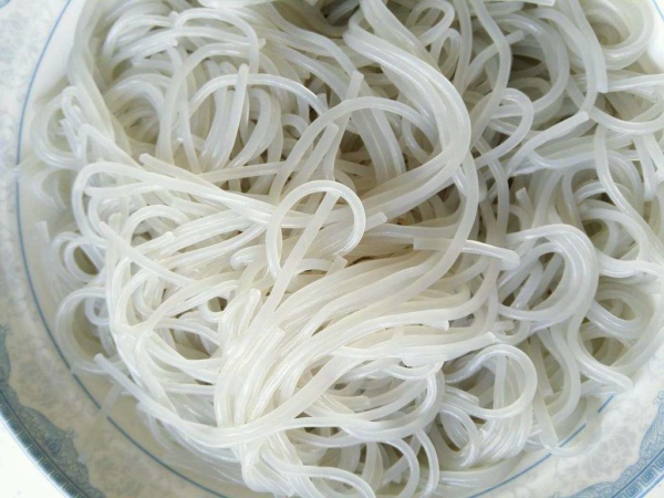內(nèi)蒙古某鮮粉條查出鋁殘留超標，食品安全檢測儀幫助企業(yè)解決此問題